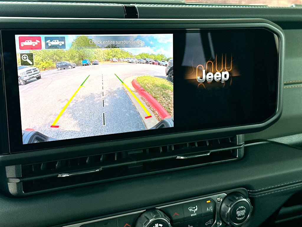 Thumbnail: 2026 Jeep Gladiator - 13