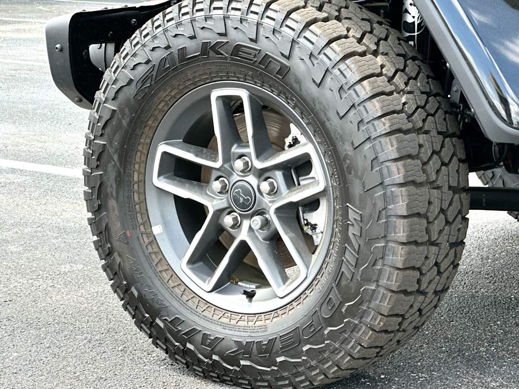 Thumbnail: 2026 Jeep Gladiator - 8