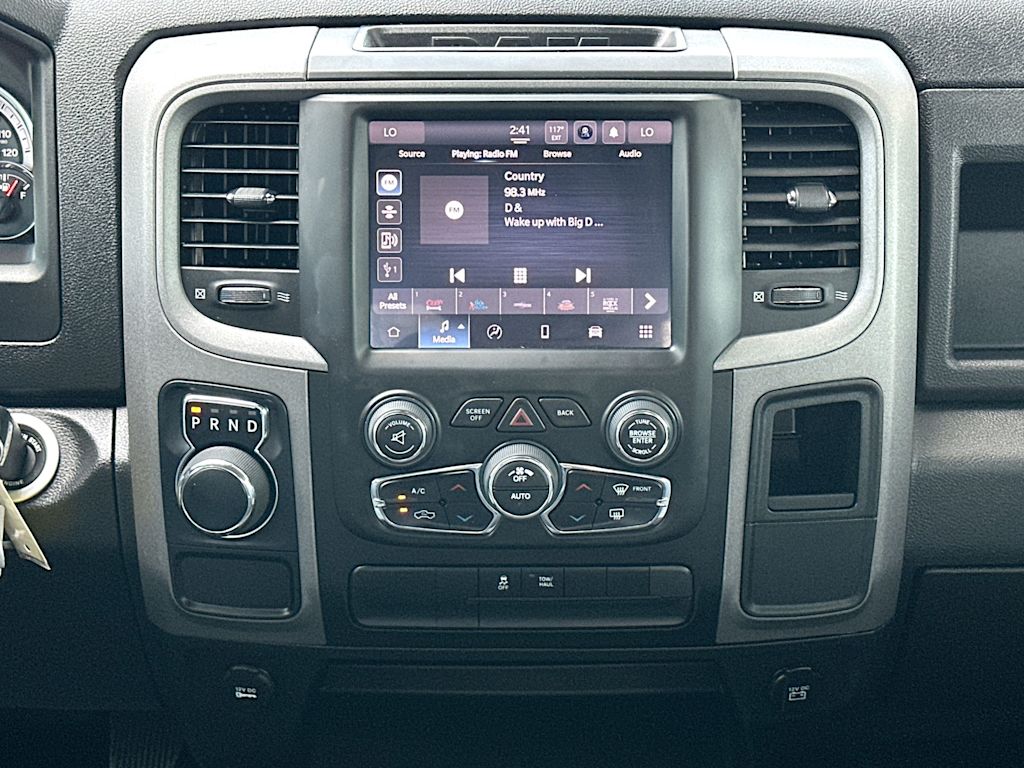 Thumbnail: 2024 RAM 1500 - 28