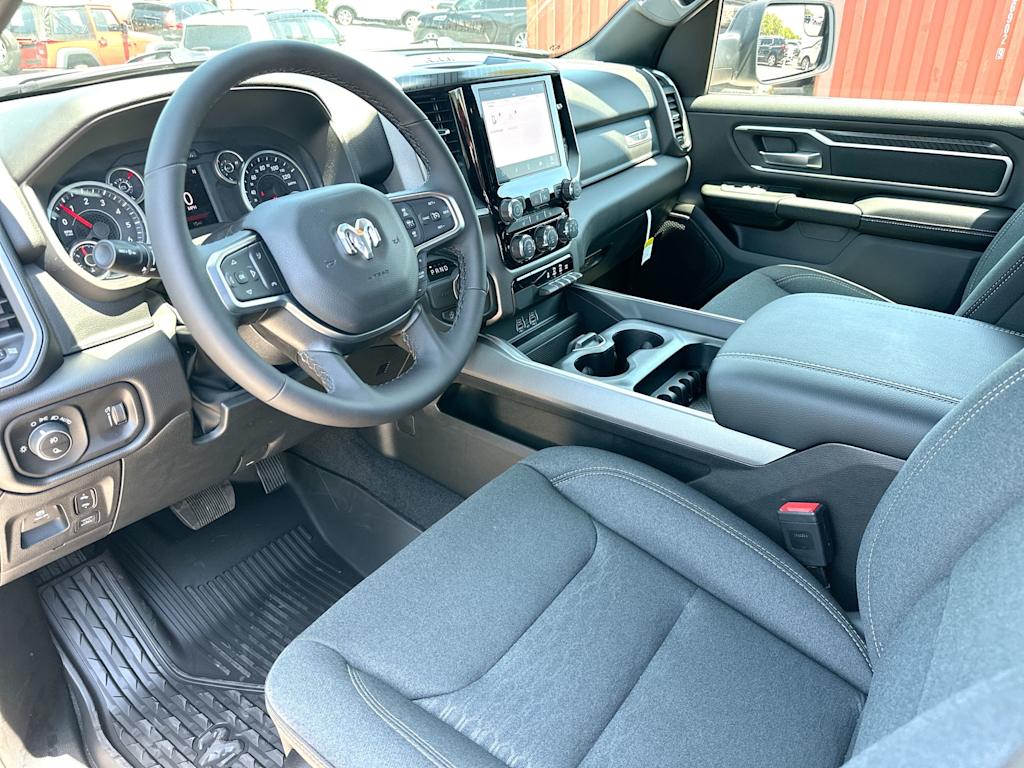 Thumbnail: 2026 RAM 1500 - 2