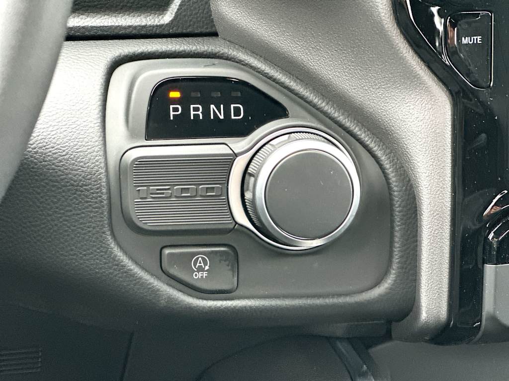 Thumbnail: 2026 RAM 1500 - 26