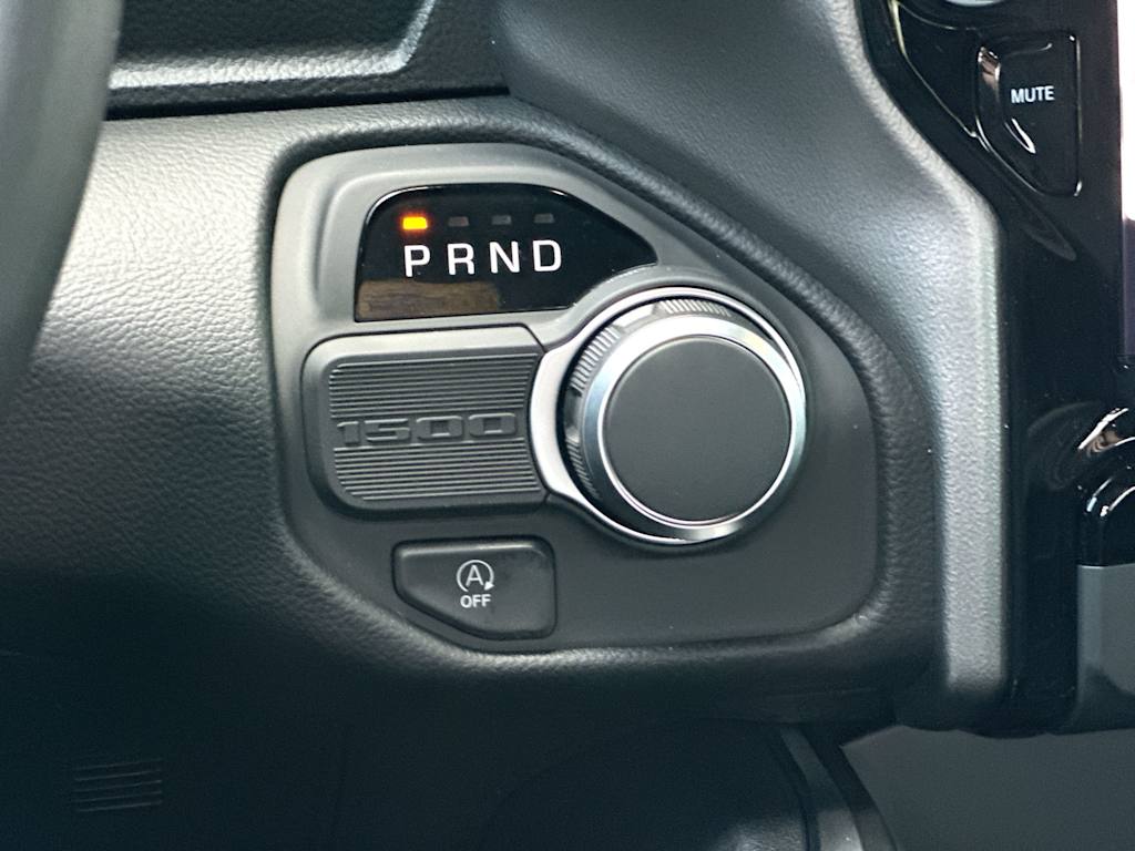 Thumbnail: 2026 RAM 1500 - 25