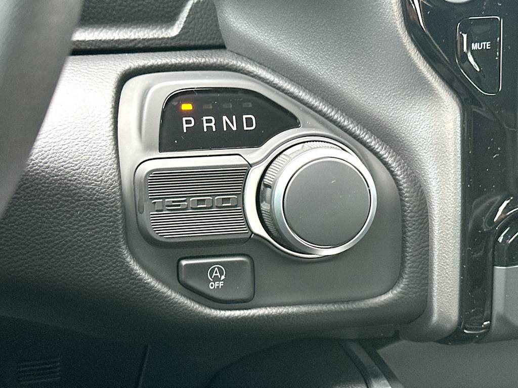 Thumbnail: 2026 RAM 1500 - 25