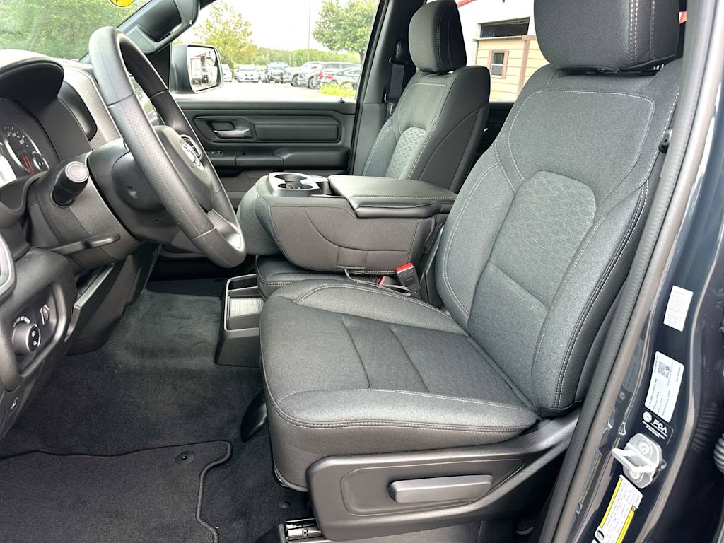 Thumbnail: 2026 RAM 1500 - 10
