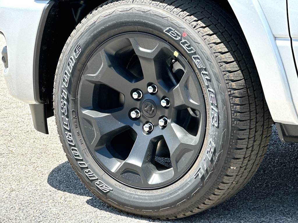 Thumbnail: 2026 RAM 1500 - 7