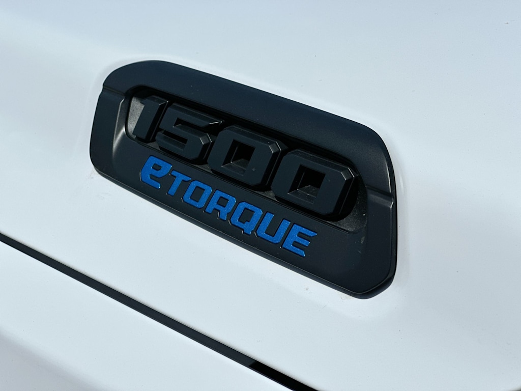 Thumbnail: 2026 RAM 1500 - 7