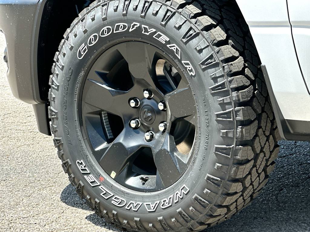 Thumbnail: 2026 RAM 1500 - 8