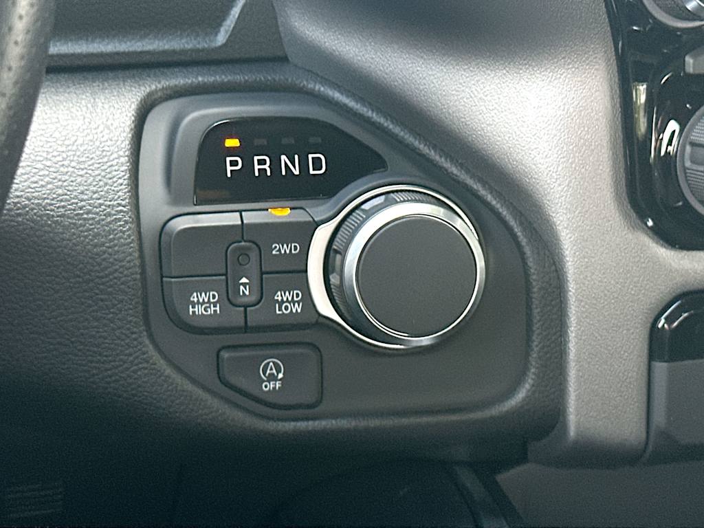 Thumbnail: 2026 RAM 1500 - 25