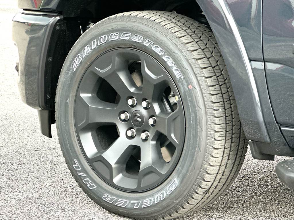 Thumbnail: 2026 RAM 1500 - 8