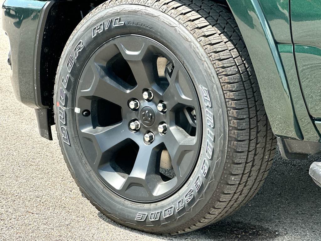 Thumbnail: 2026 RAM 1500 - 8