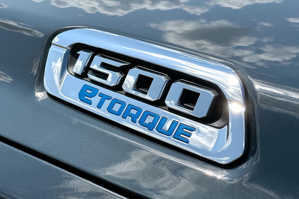 Thumbnail: 2026 RAM 1500 - 7