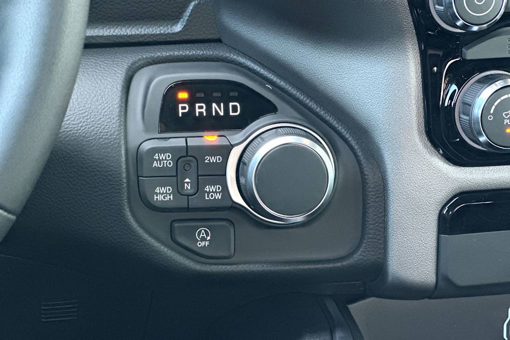 Thumbnail: 2026 RAM 1500 - 26