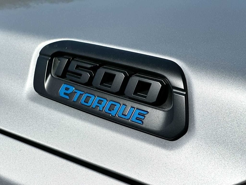 Thumbnail: 2026 RAM 1500 - 7