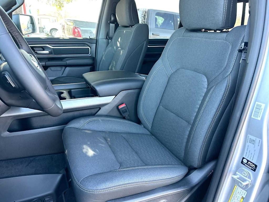 Thumbnail: 2026 RAM 1500 - 10