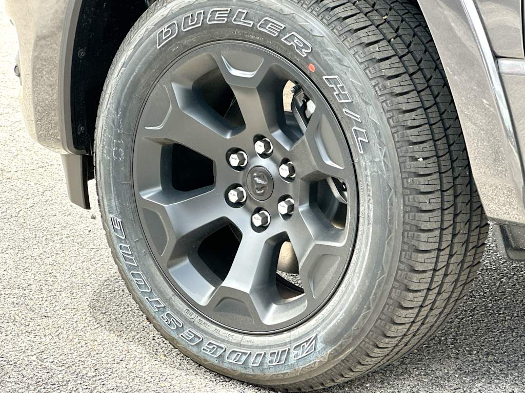 Thumbnail: 2026 RAM 1500 - 8