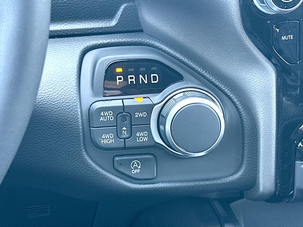 Thumbnail: 2026 RAM 1500 - 26