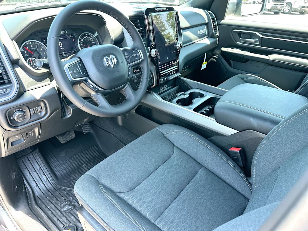 Thumbnail: 2026 RAM 1500 - 2