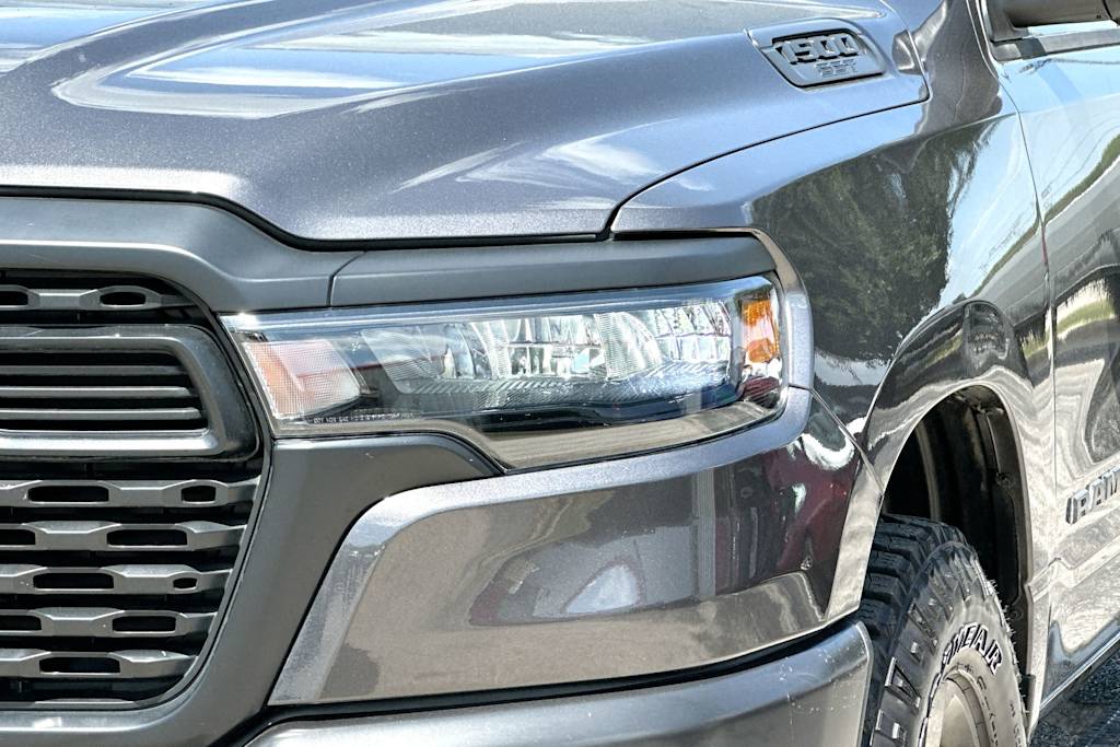 Thumbnail: 2025 RAM 1500 - 26