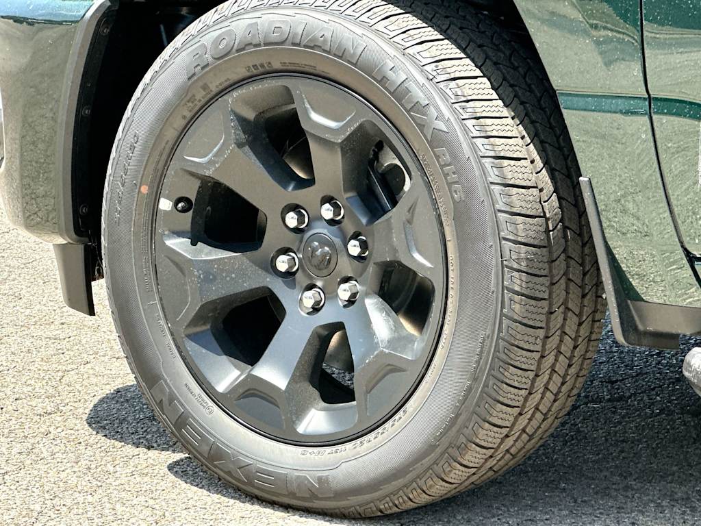 Thumbnail: 2026 RAM 1500 - 7