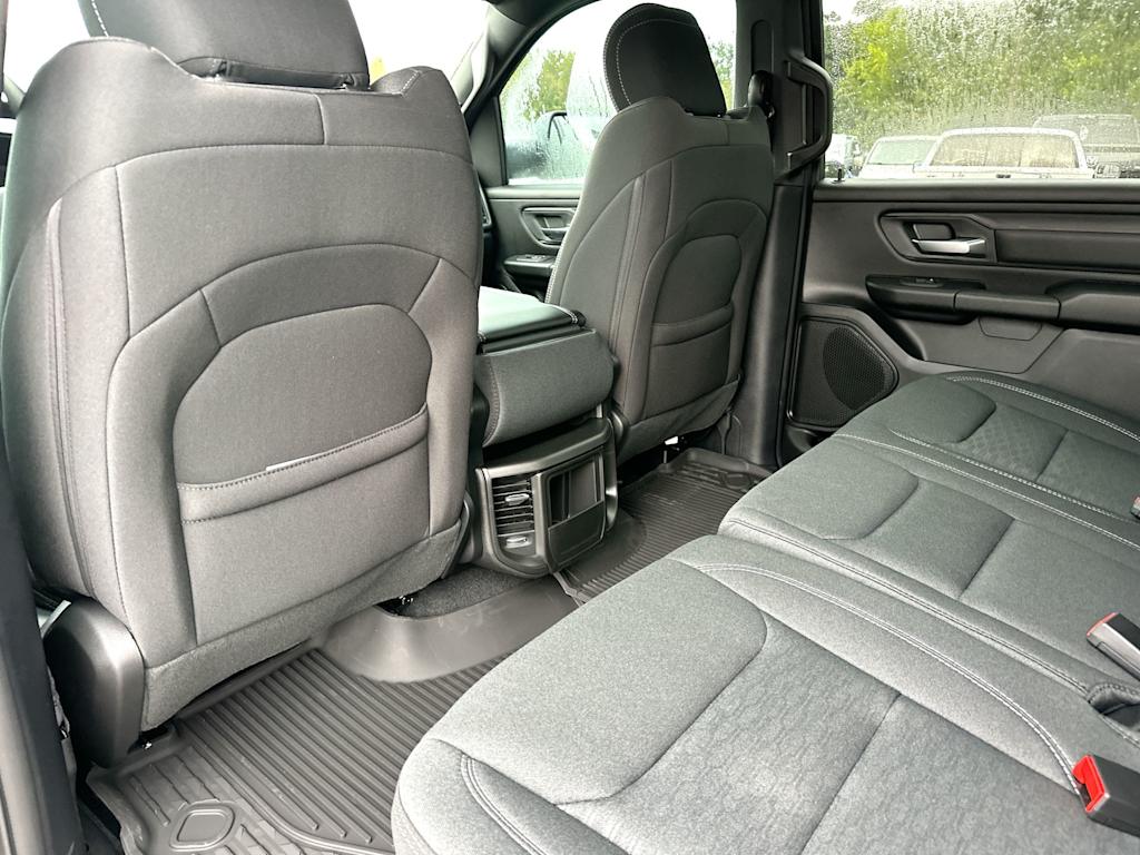 Thumbnail: 2026 RAM 1500 - 26