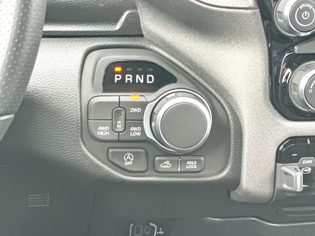 Thumbnail: 2026 RAM 1500 - 25