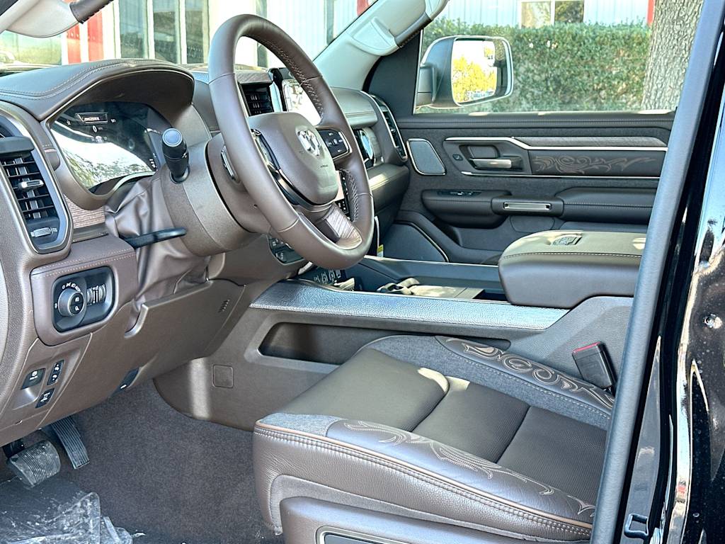 Thumbnail: 2026 RAM 1500 - 2