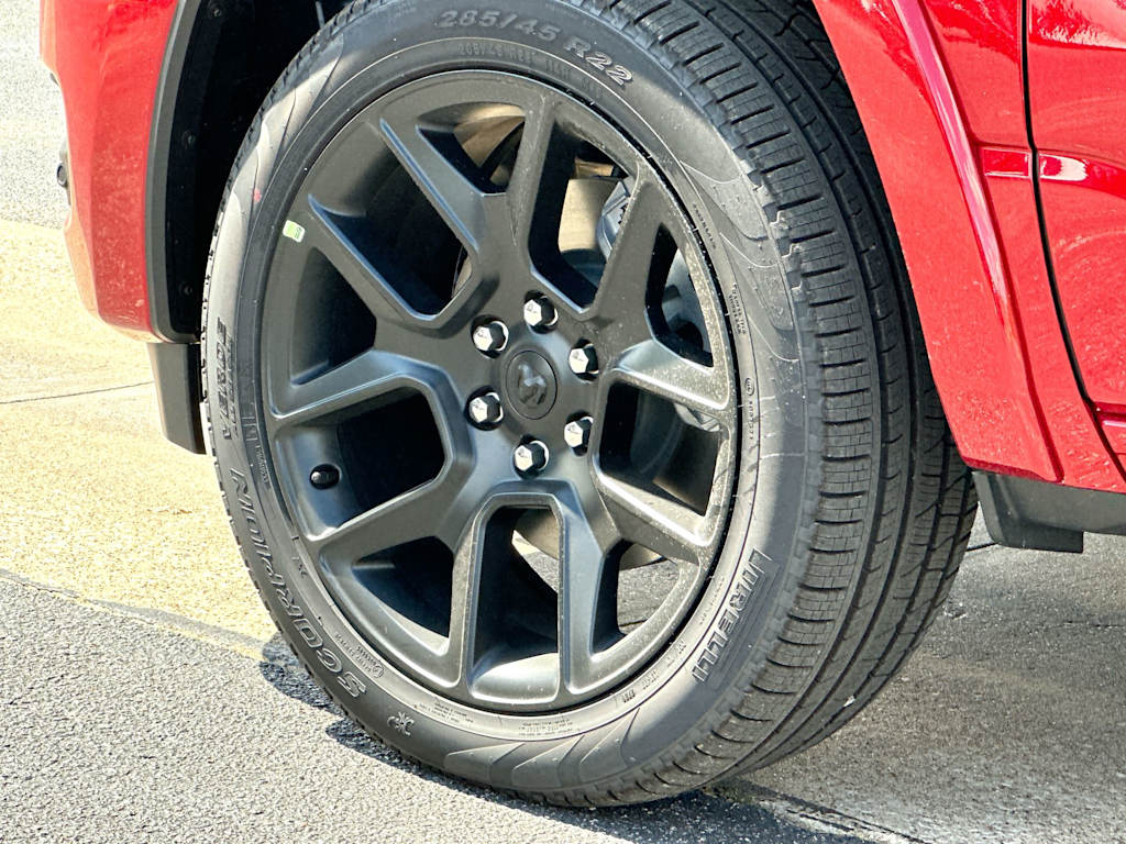 Thumbnail: 2026 RAM 1500 - 8