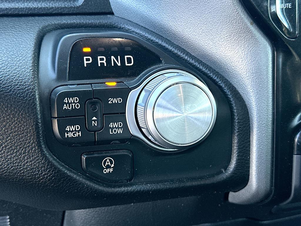 Thumbnail: 2025 RAM 1500 - 26