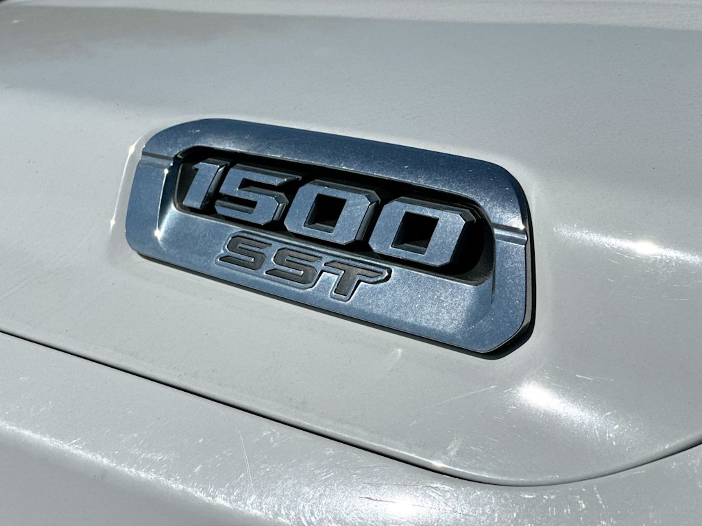 Thumbnail: 2025 RAM 1500 - 7