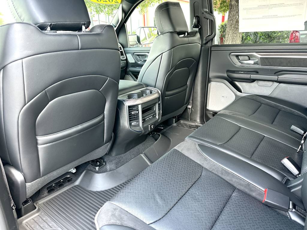 Thumbnail: 2026 RAM 1500 - 32