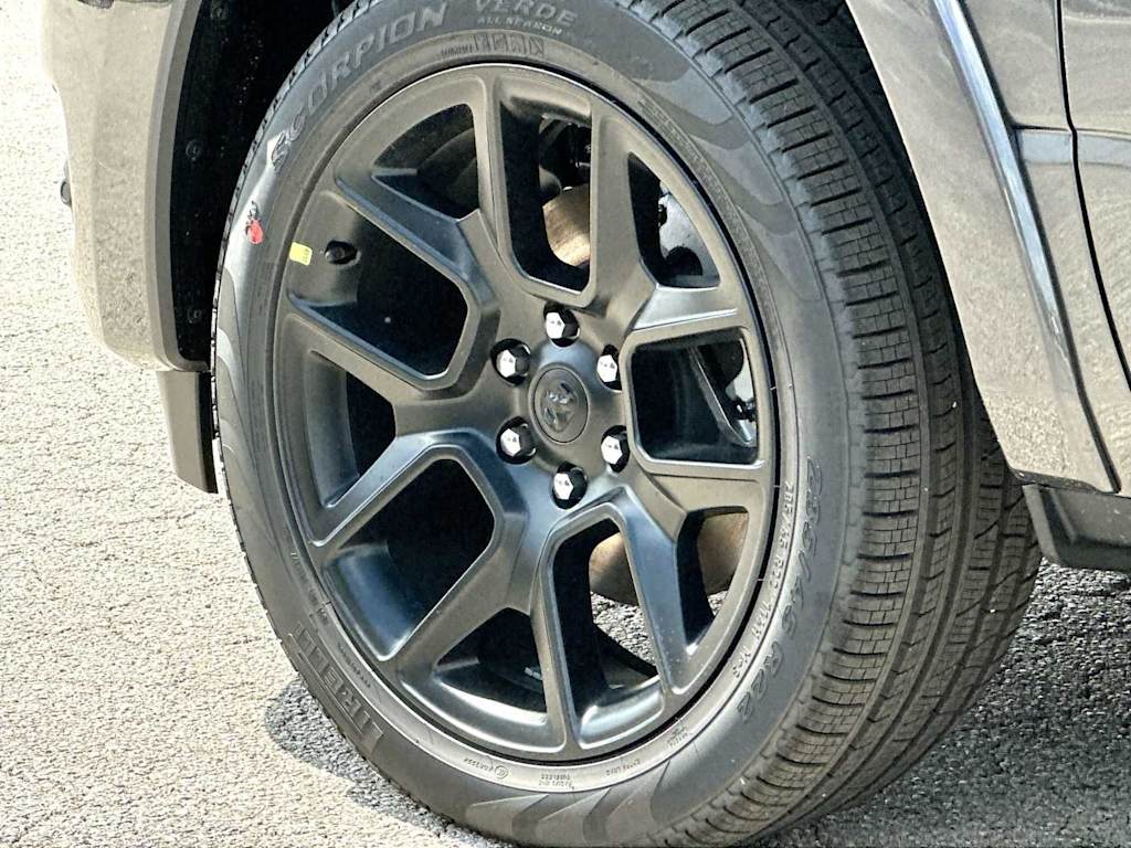 Thumbnail: 2026 RAM 1500 - 7