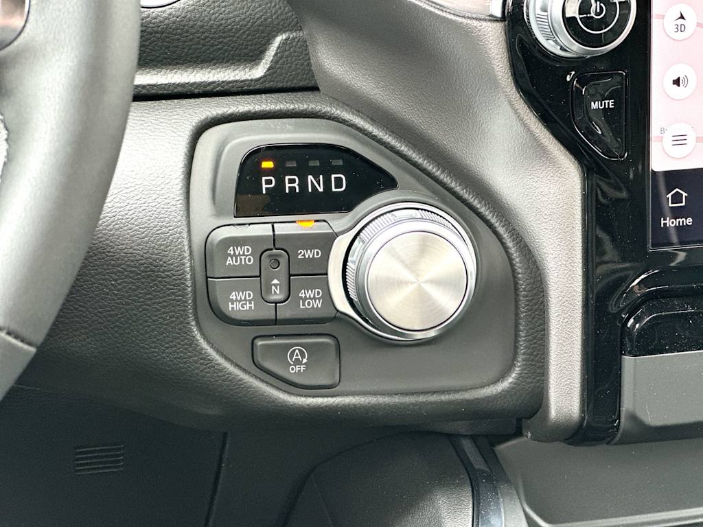 Thumbnail: 2026 RAM 1500 - 26