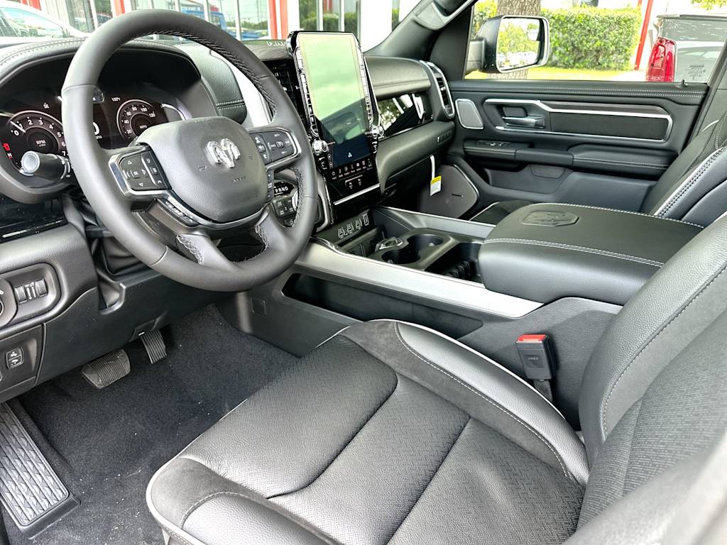 Thumbnail: 2026 RAM 1500 - 2