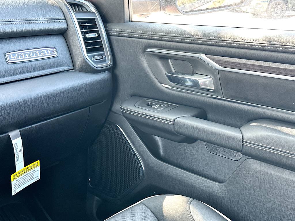 Thumbnail: 2026 RAM 1500 - 26