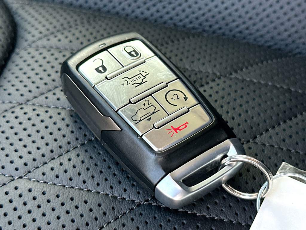 Thumbnail: 2026 RAM 1500 - 15