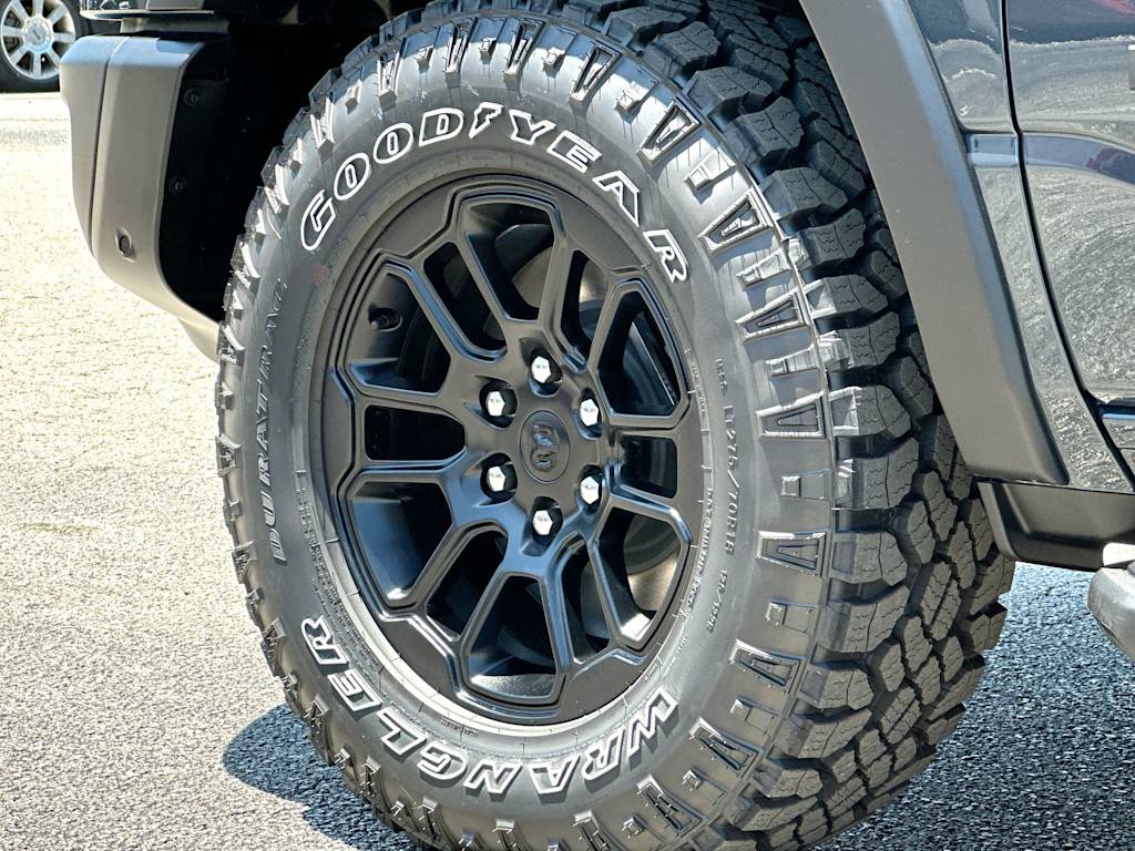 Thumbnail: 2026 RAM 1500 - 7