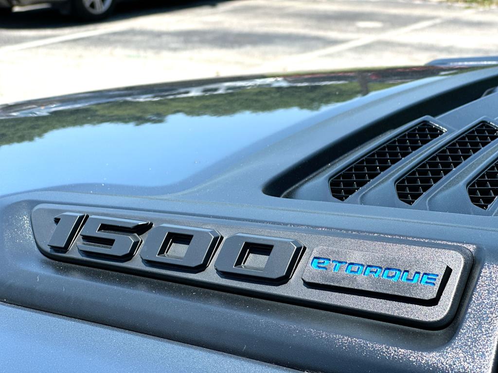 Thumbnail: 2026 RAM 1500 - 24