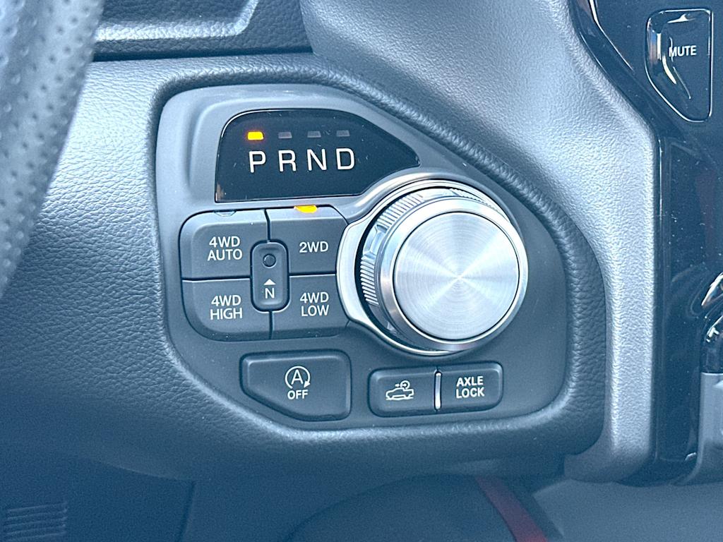 Thumbnail: 2026 RAM 1500 - 26