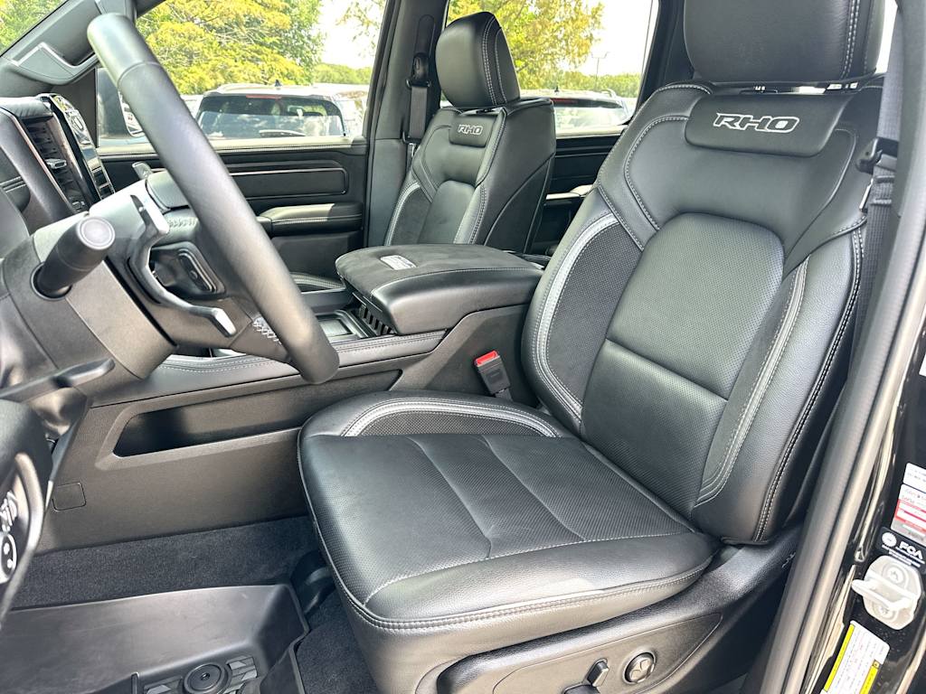 Thumbnail: 2026 RAM 1500 - 10