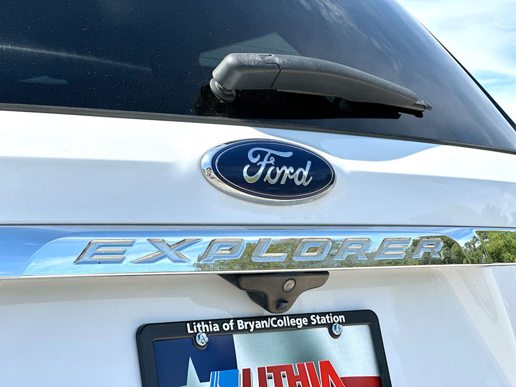 Thumbnail: 2018 Ford Explorer - 7