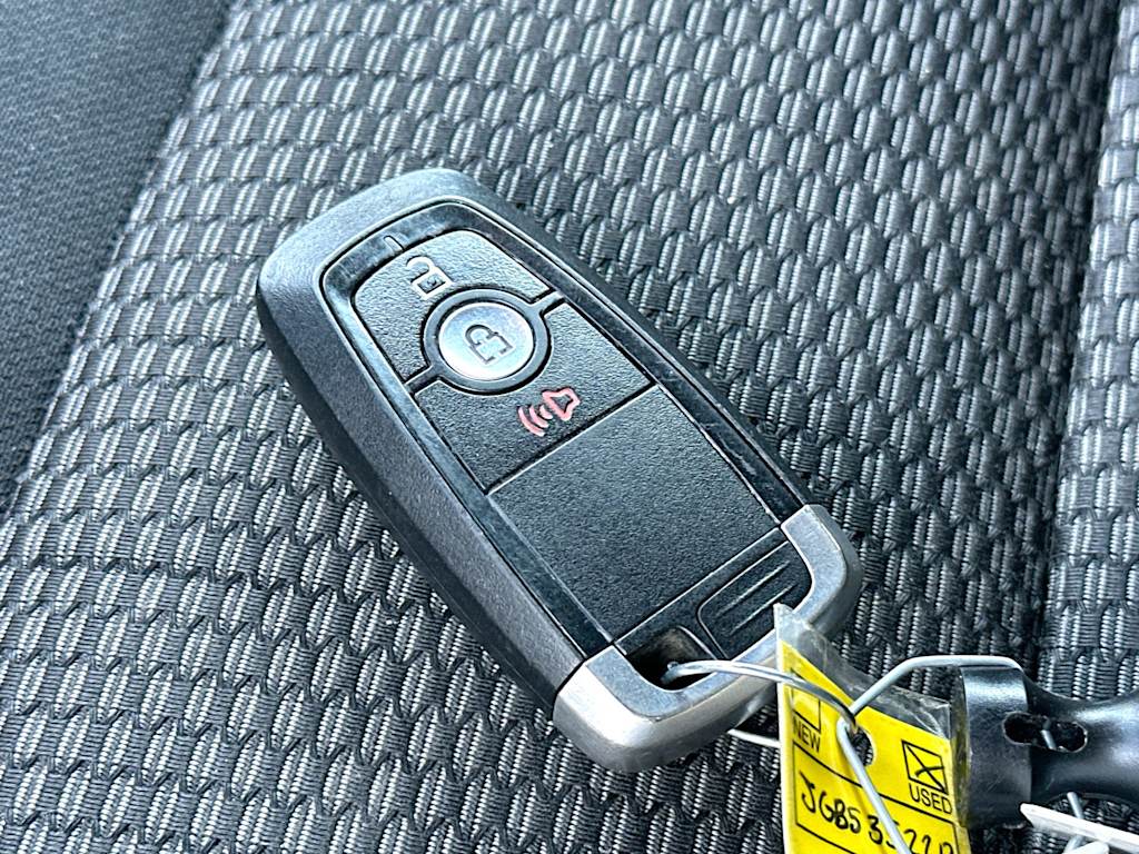 Thumbnail: 2018 Ford Explorer - 16