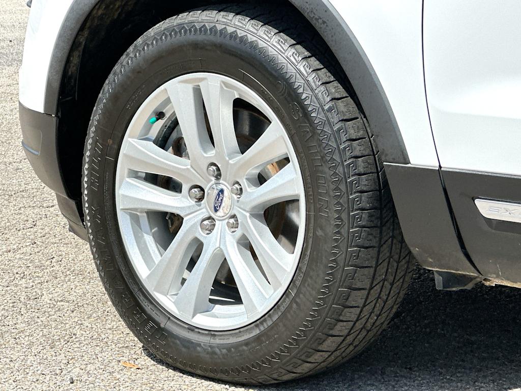 Thumbnail: 2018 Ford Explorer - 8