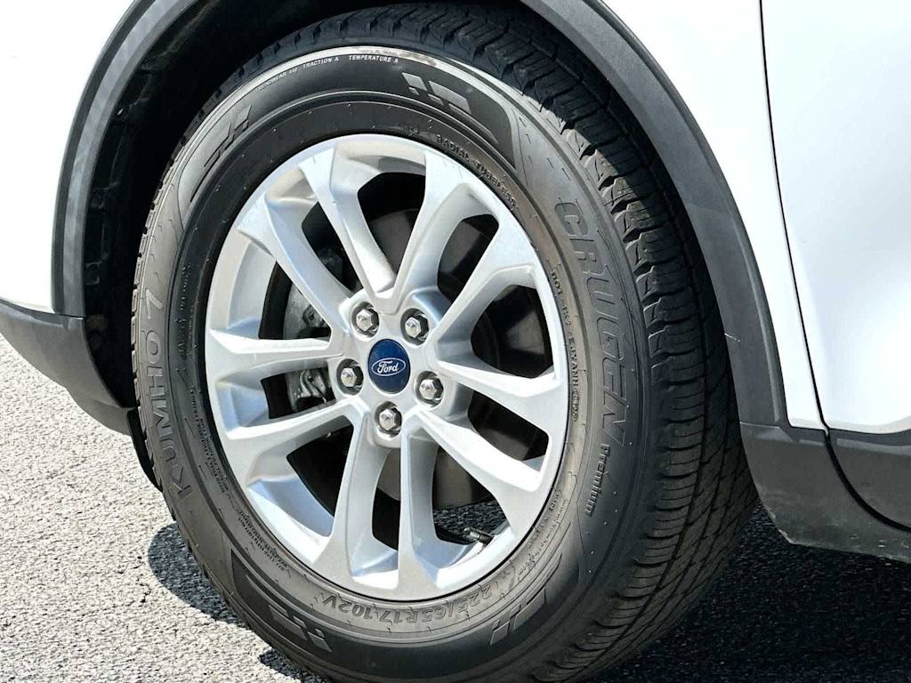 Thumbnail: 2020 Ford Escape - 8