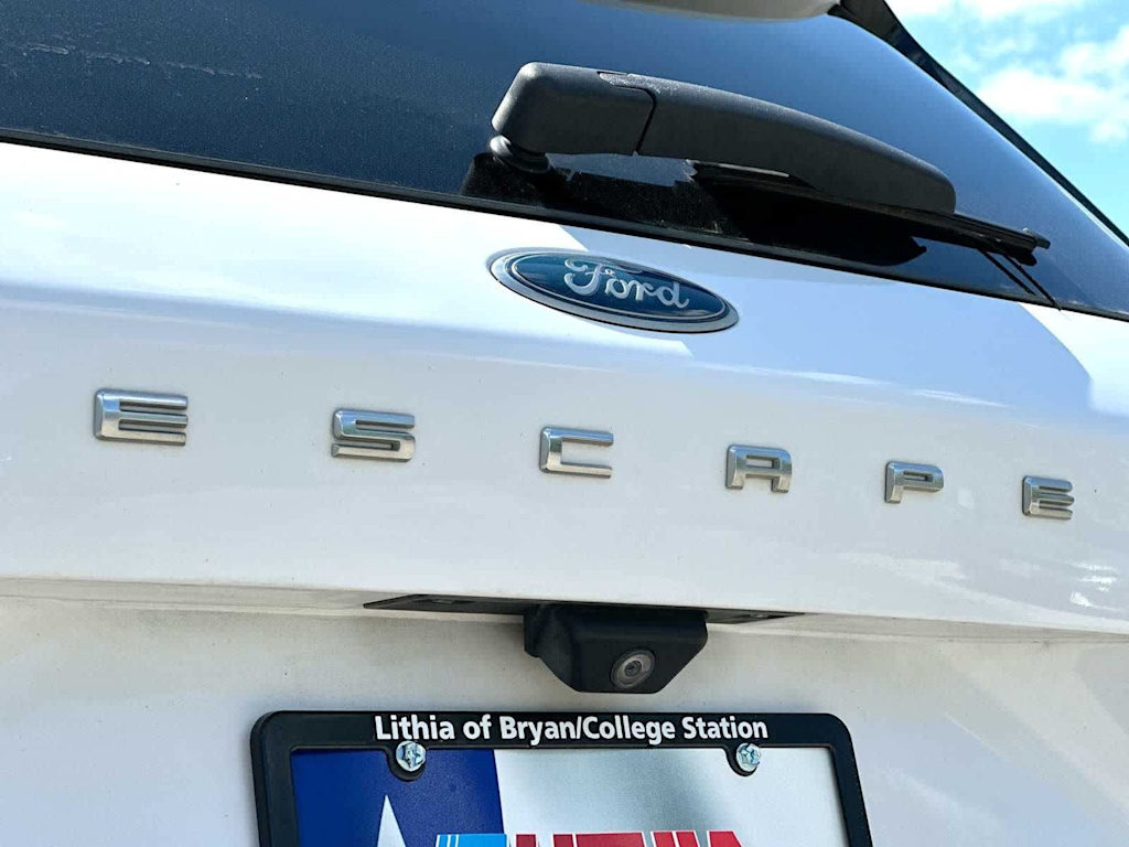 Thumbnail: 2020 Ford Escape - 7