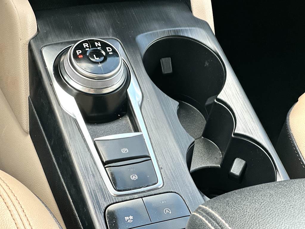Thumbnail: 2020 Ford Escape - 14