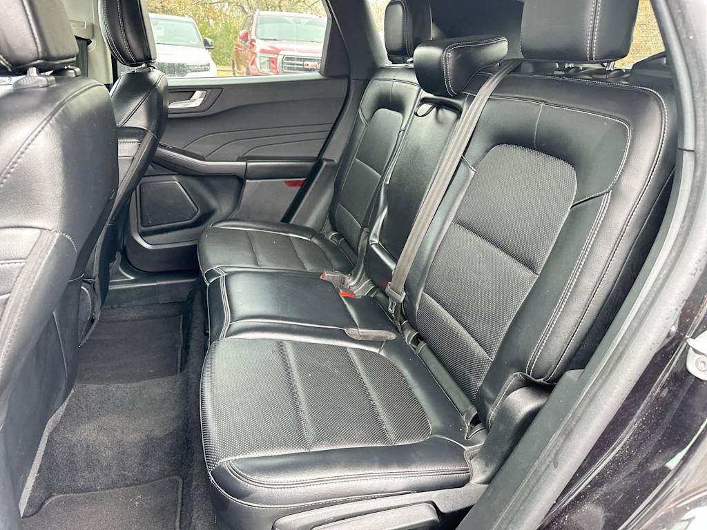 Thumbnail: 2021 Ford Escape - 10