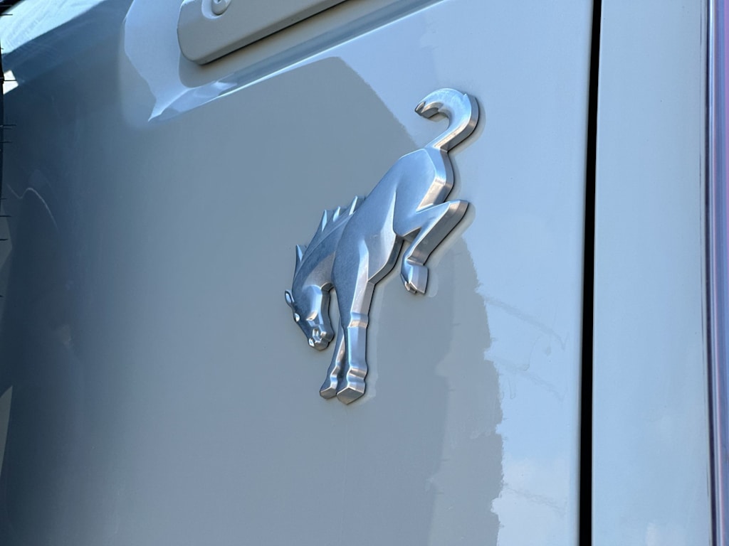 Thumbnail: 2022 Ford Bronco - 7