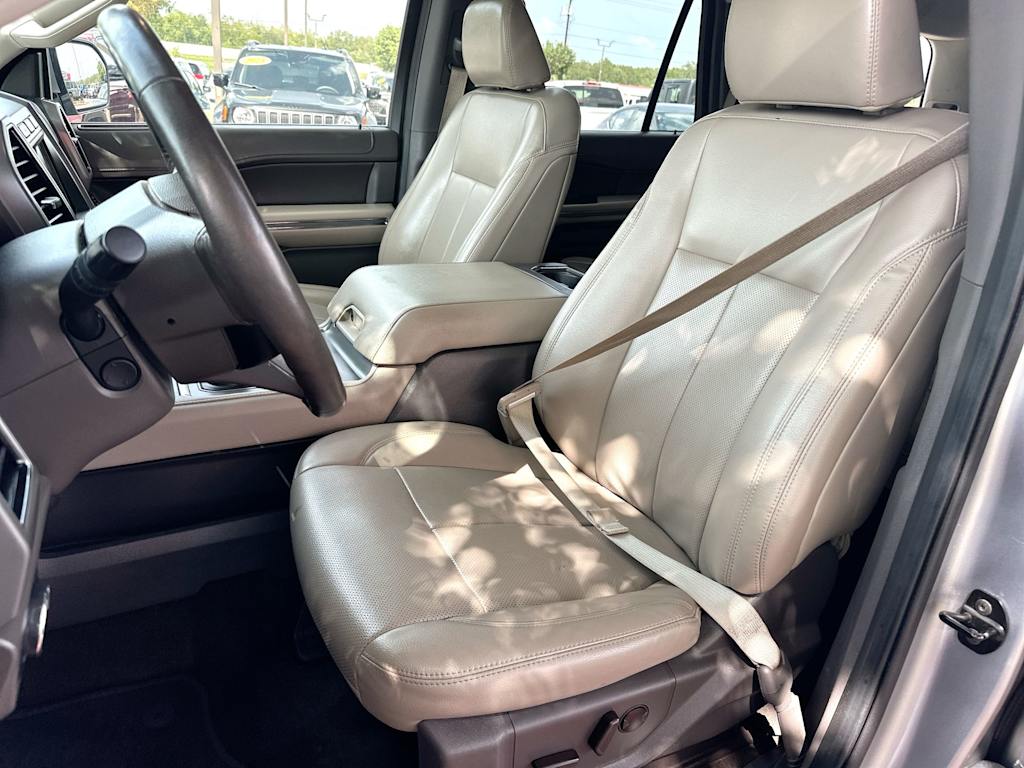 Thumbnail: 2021 Ford Expedition - 10