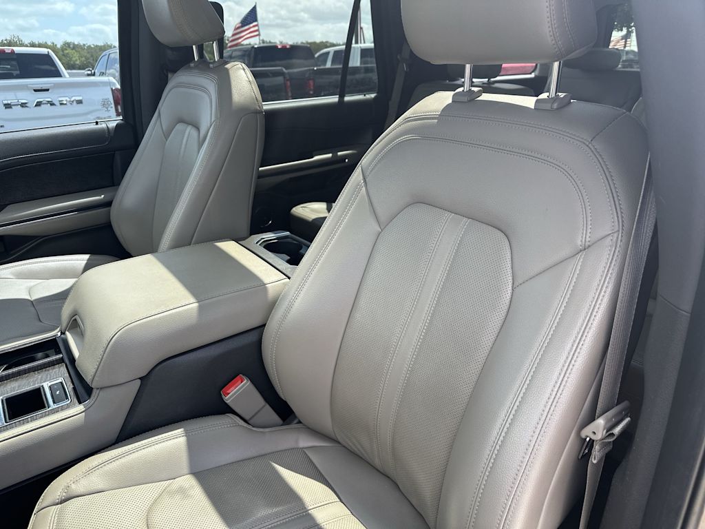Thumbnail: 2021 Ford Expedition - 11