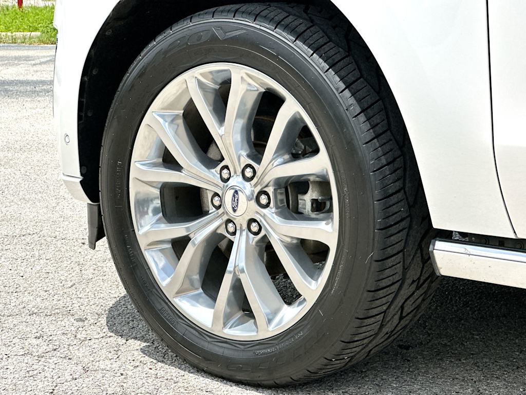 Thumbnail: 2019 Ford Expedition - 8